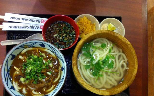 Địa điểm ăn uống hấp dẫn ở quận Tân Phú